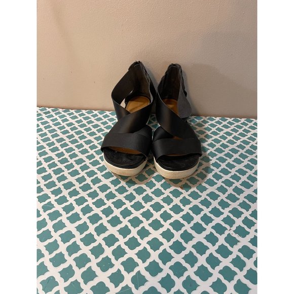 Women's open toe zip back sandals size 8.5 - Picture 1 of 7